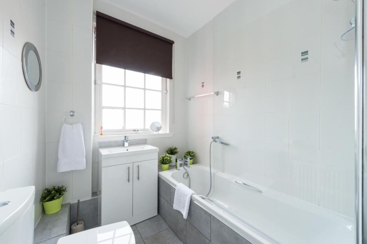 Royal Mile Modern Apartment Единбург Екстер'єр фото